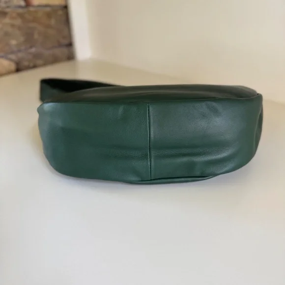St Agni Soft Leather Crossbody Crescent - Green - Picture 6 of 11